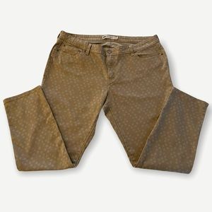 Plus Size Levi’s Mid Rise Skinny Tan SZ 20W